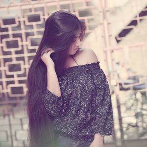 Meet your Posher, Riya